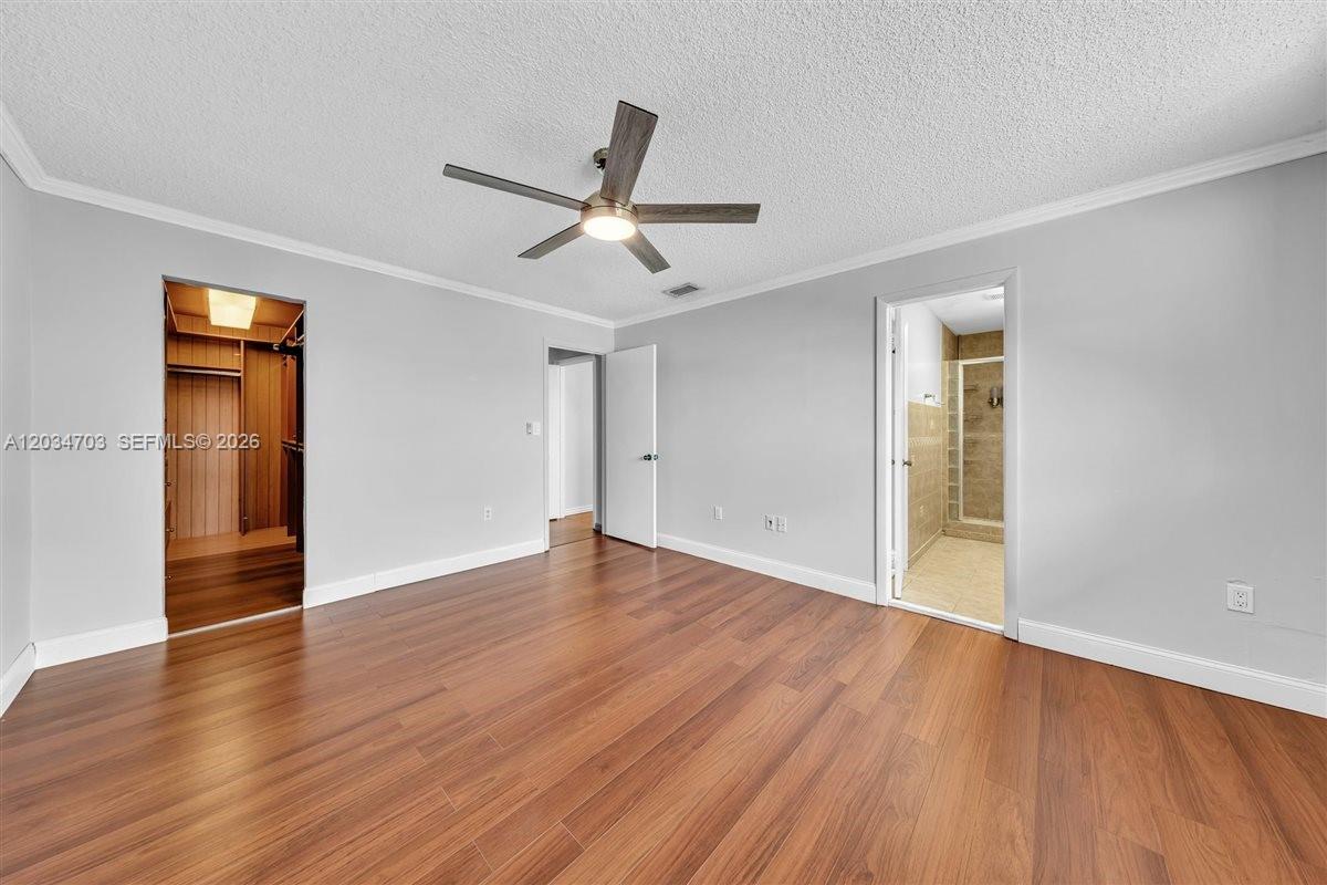 5445 W 27th Lane