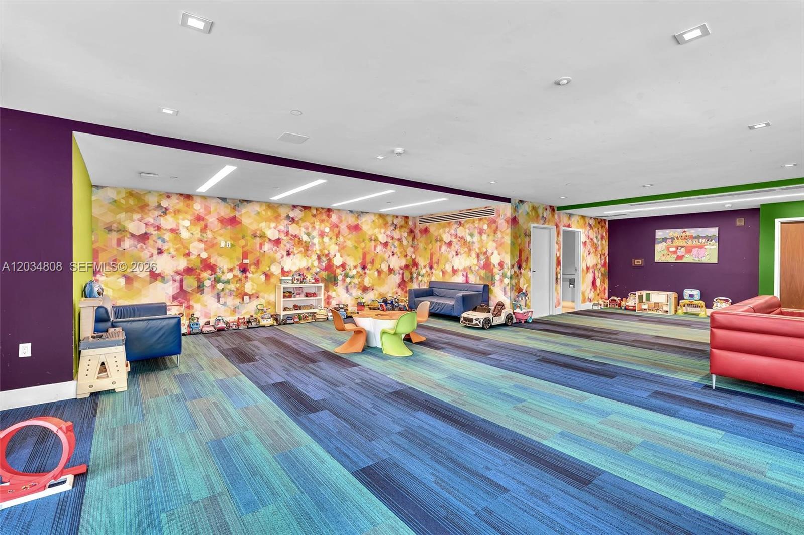 300 Sunny Isles Boulevard