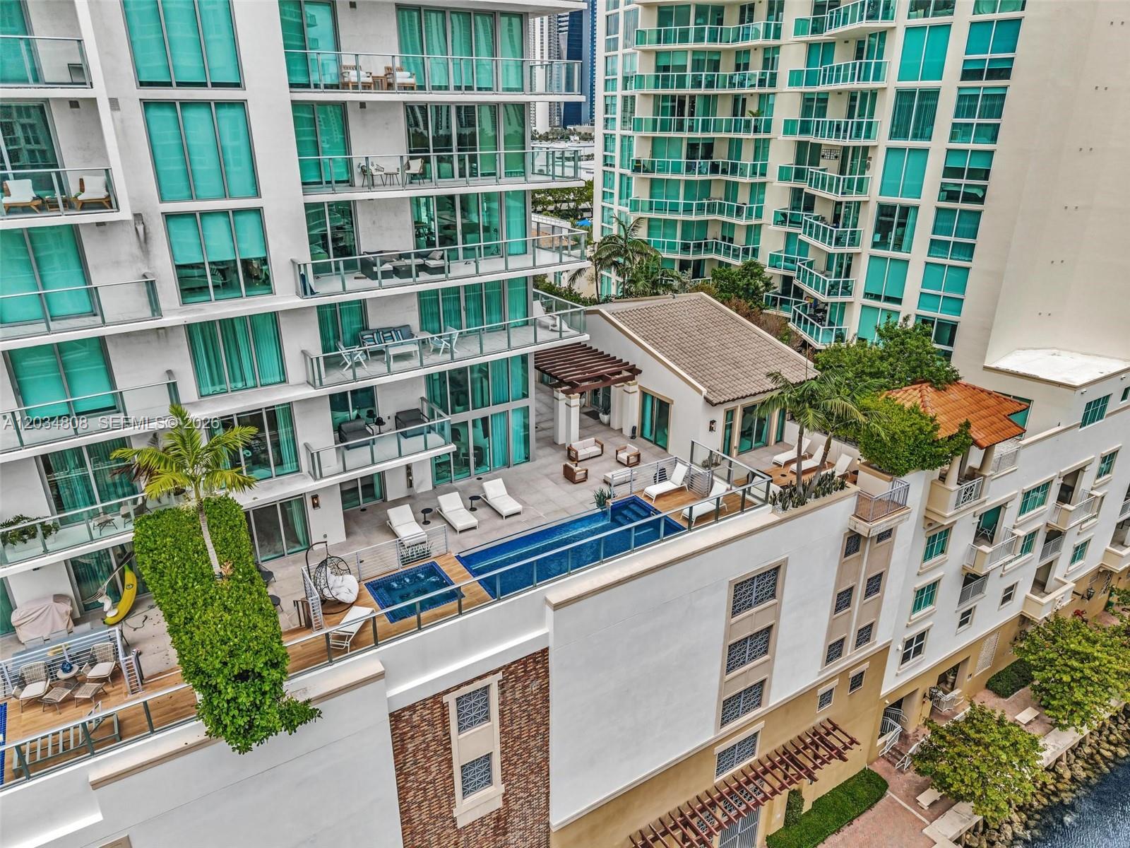 300 Sunny Isles Boulevard