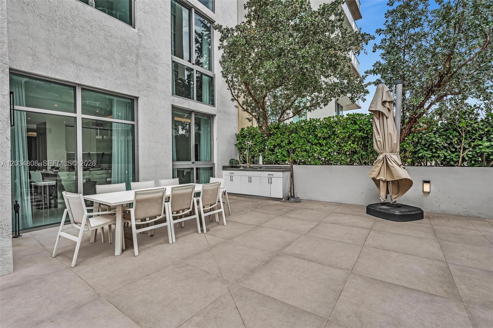 300 Sunny Isles Boulevard
