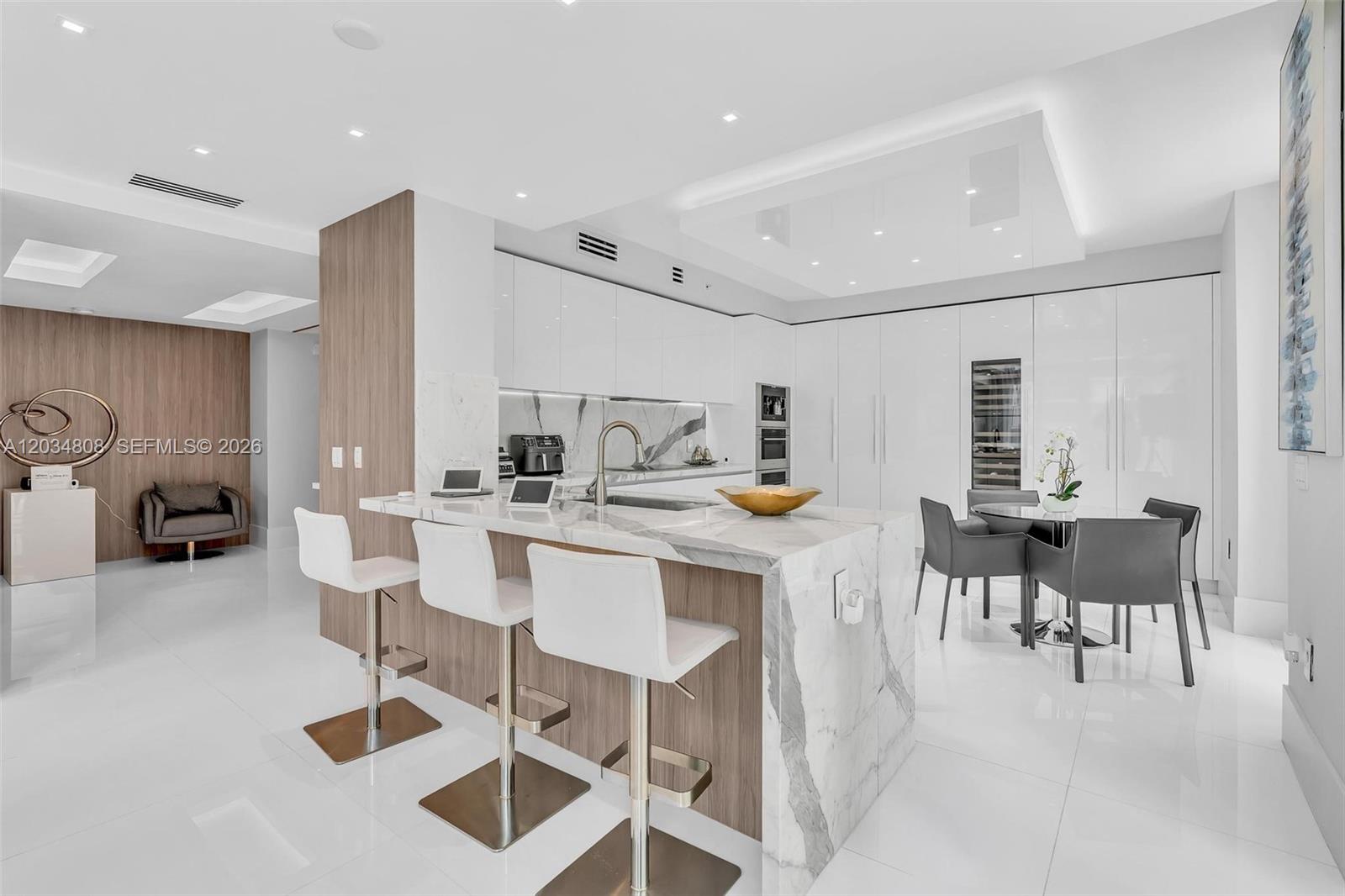 300 Sunny Isles Boulevard
