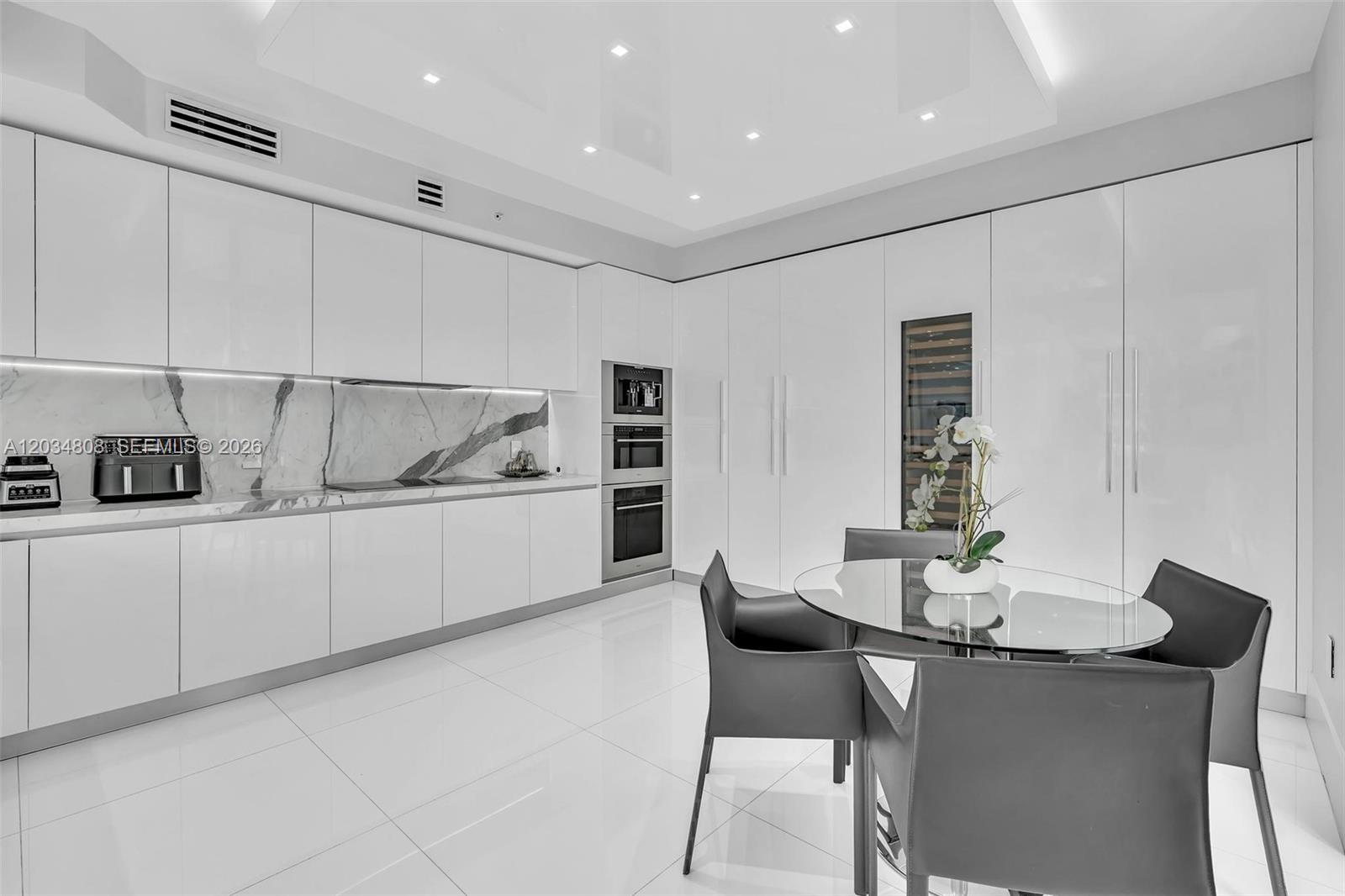 300 Sunny Isles Boulevard