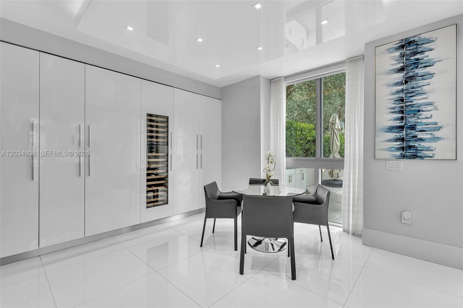 300 Sunny Isles Boulevard