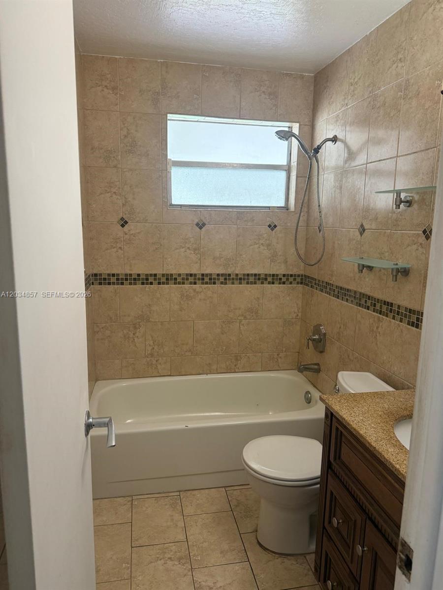 767 SW 5th Terrace