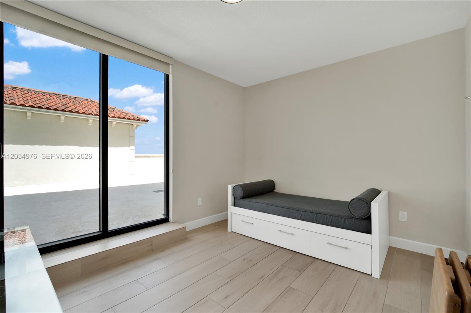 1300 Ponce De Leon Boulevard