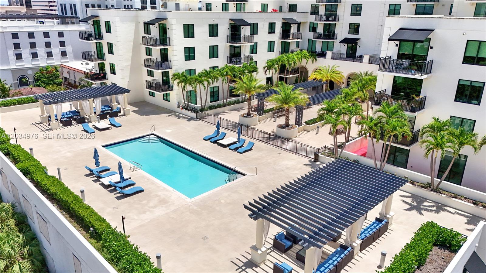 1300 Ponce De Leon Boulevard