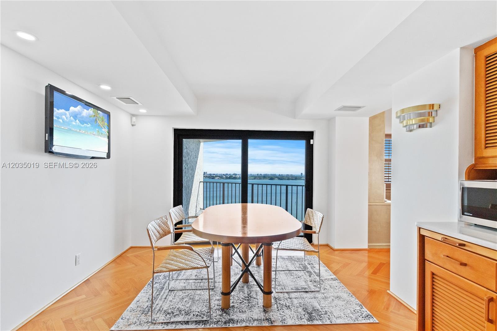 1800 NE 114th Street
