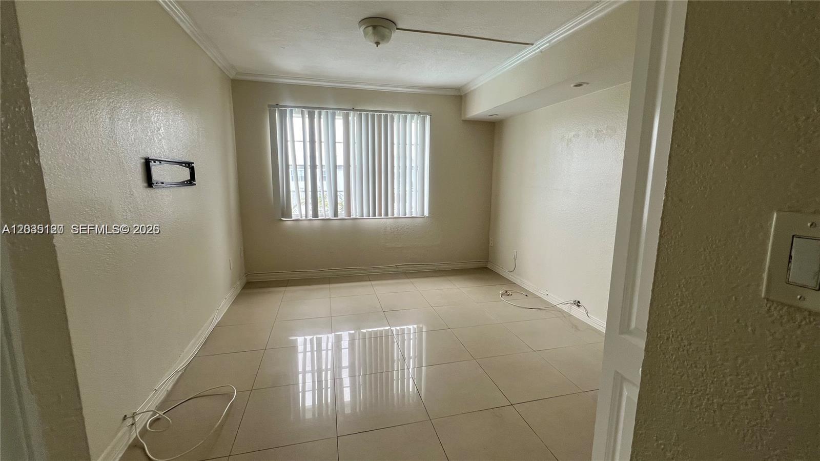 486 NW 165th St Road