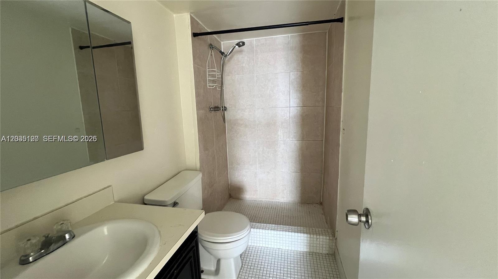 486 NW 165th St Road