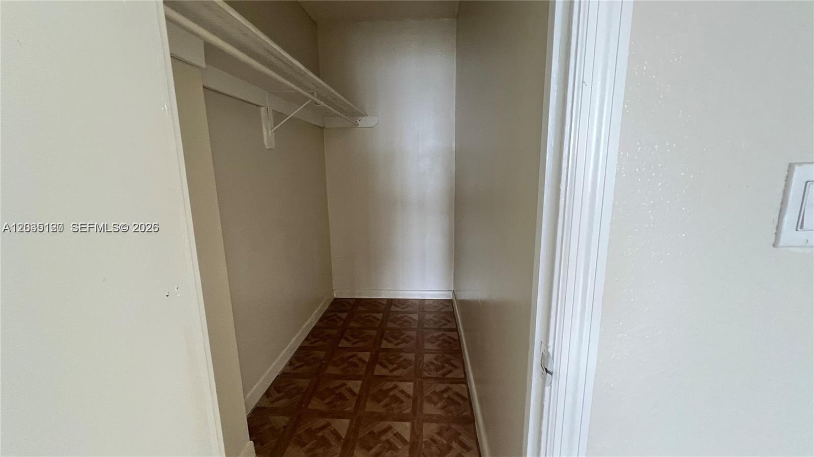 486 NW 165th St Road