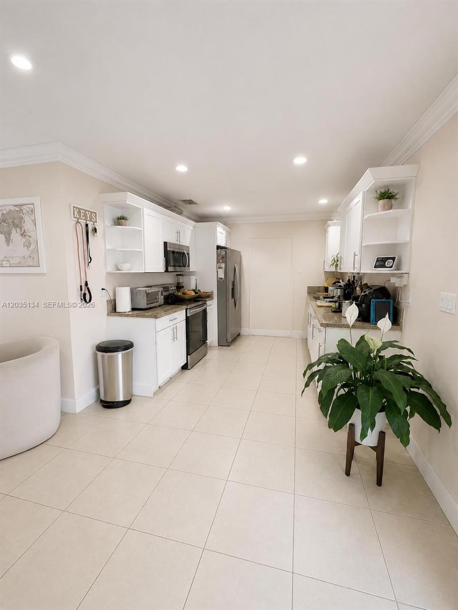 9515 Dominican Drive