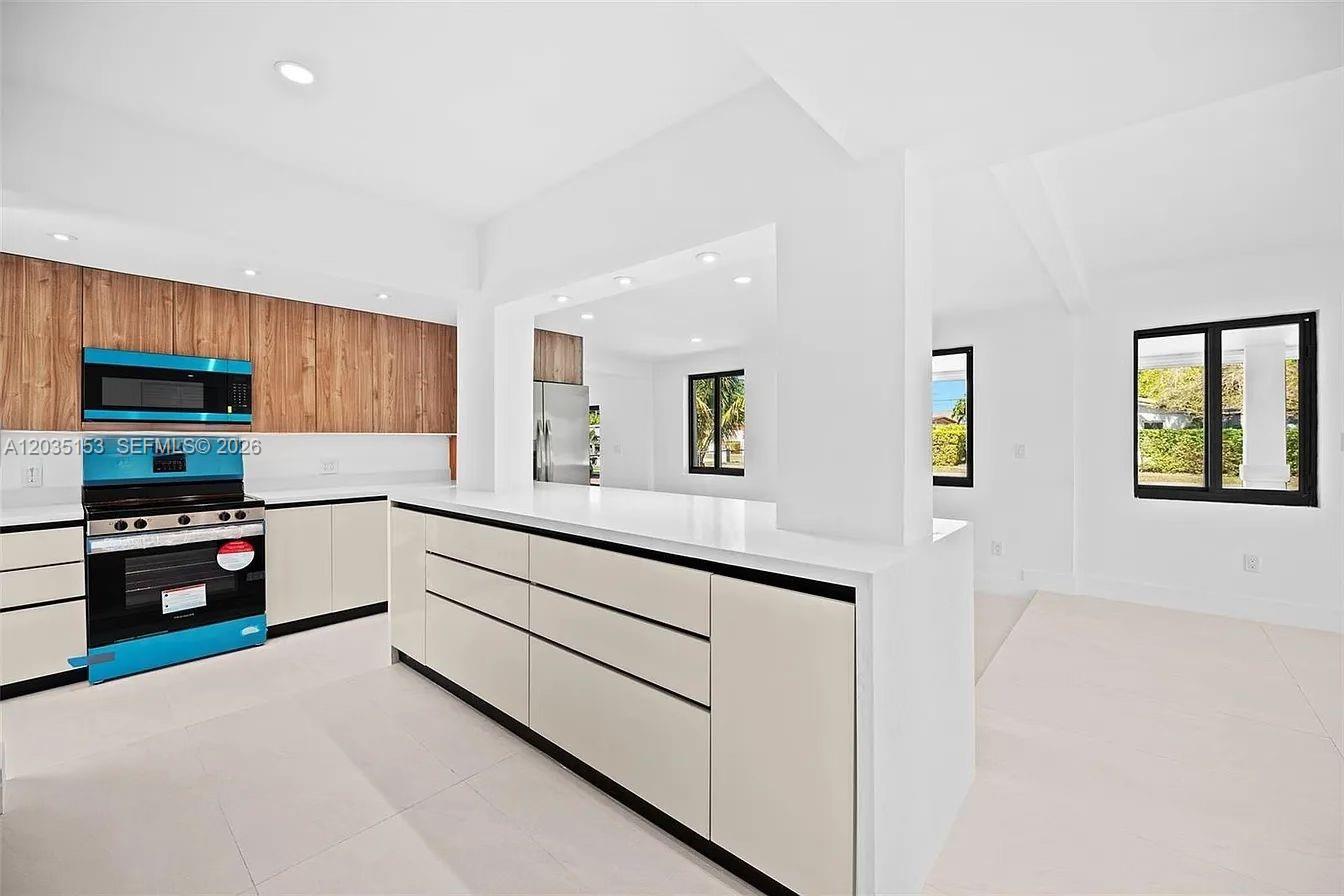 10000 SW 43rd Street