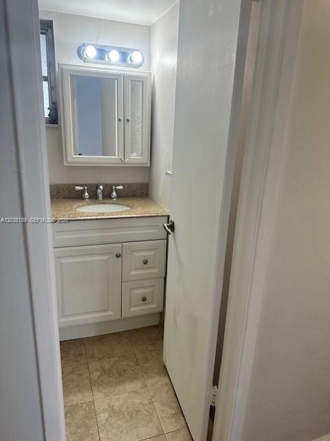 870 NW 87th Avenue