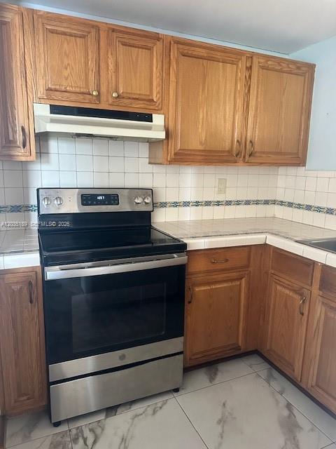 870 NW 87th Avenue
