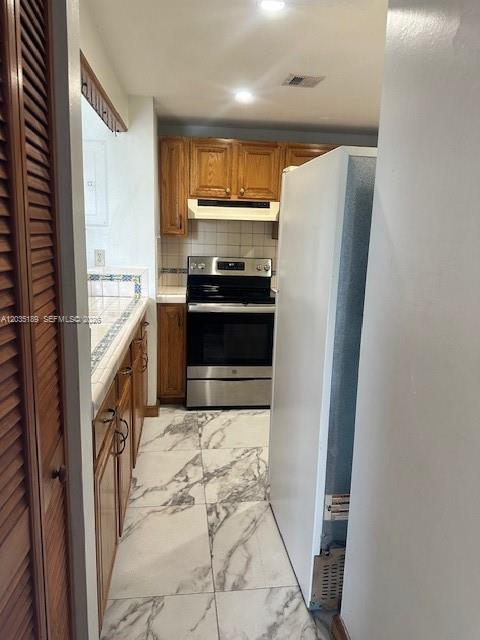 870 NW 87th Avenue