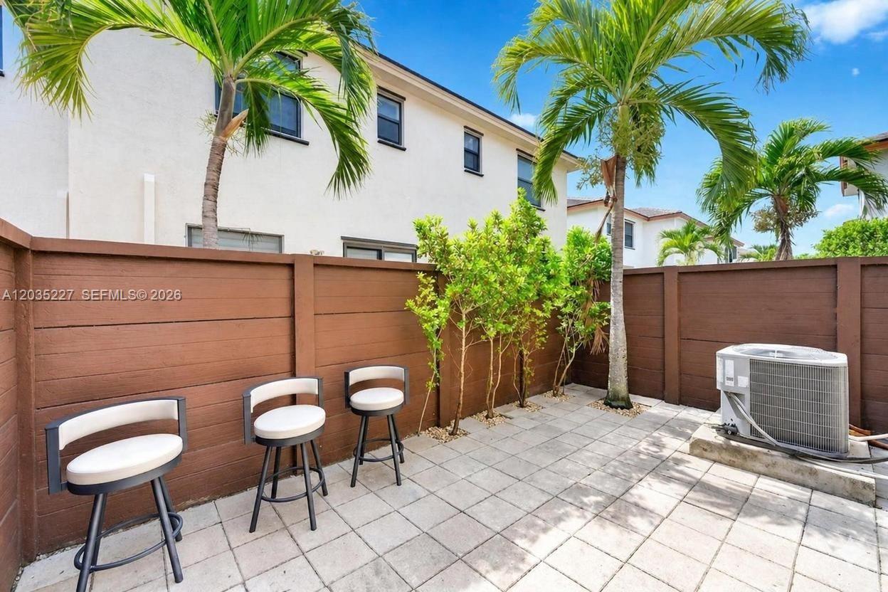 15841 NW 91st Court