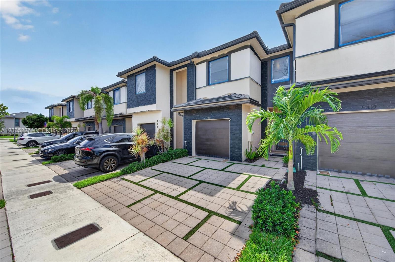 15841 NW 91st Court