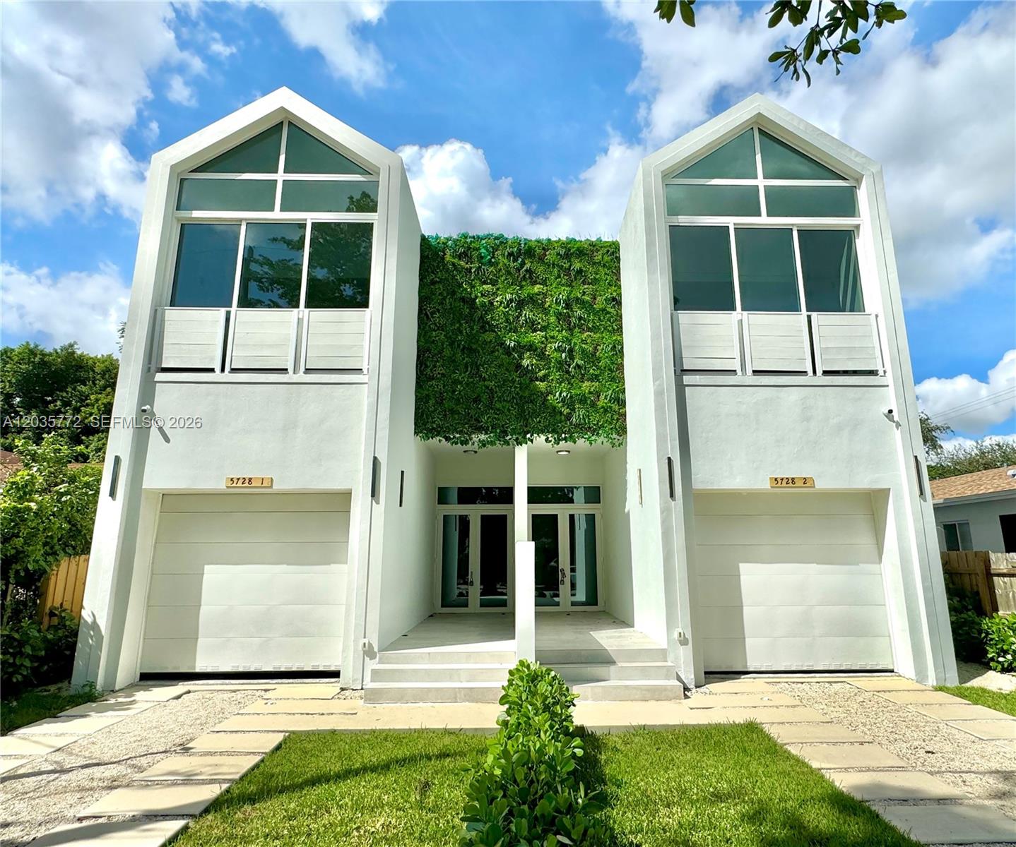 5728 NW 5th Court