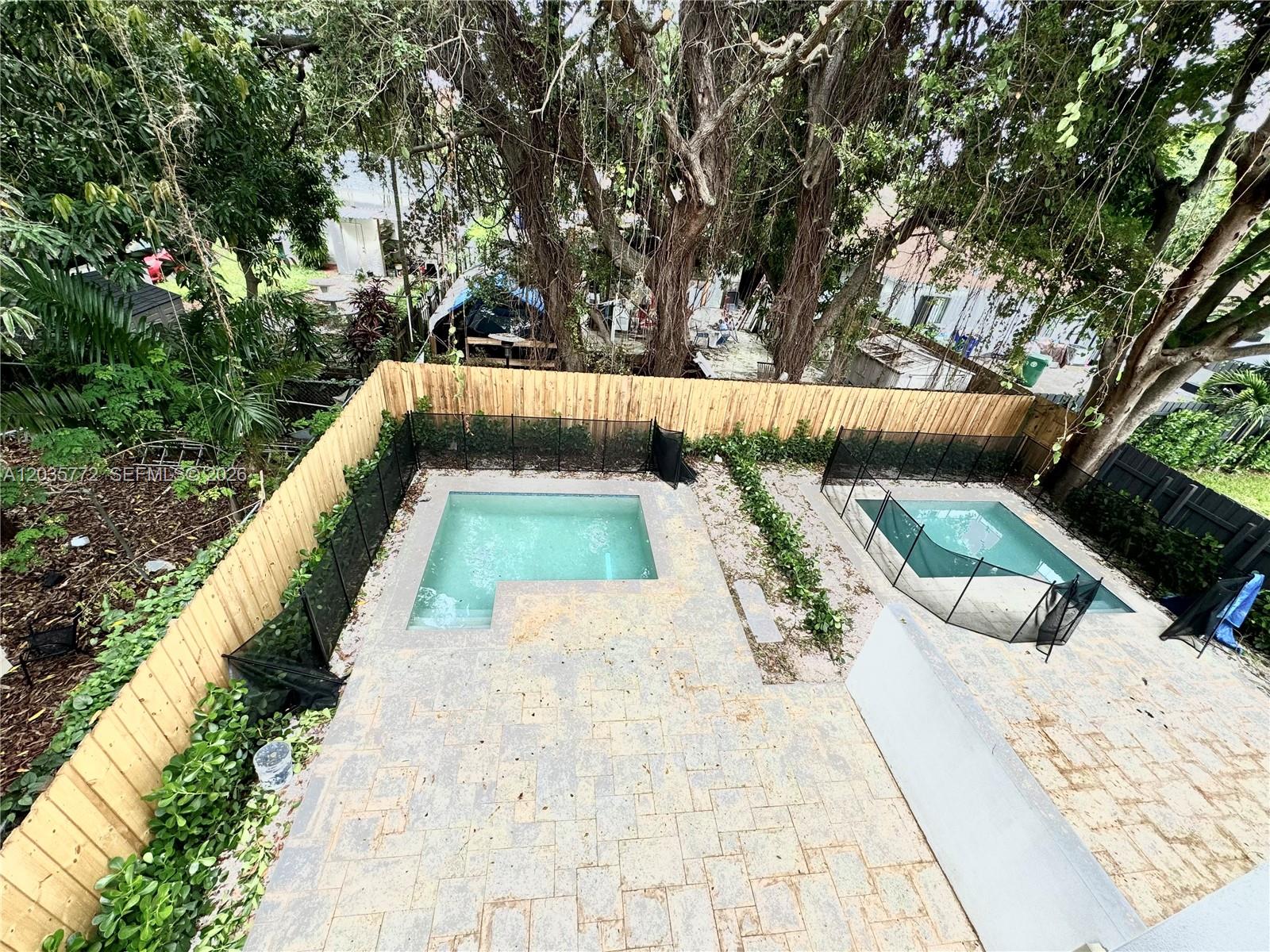 5728 NW 5th Court