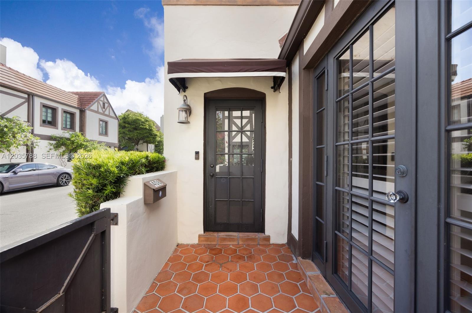 408 Viscaya Avenue