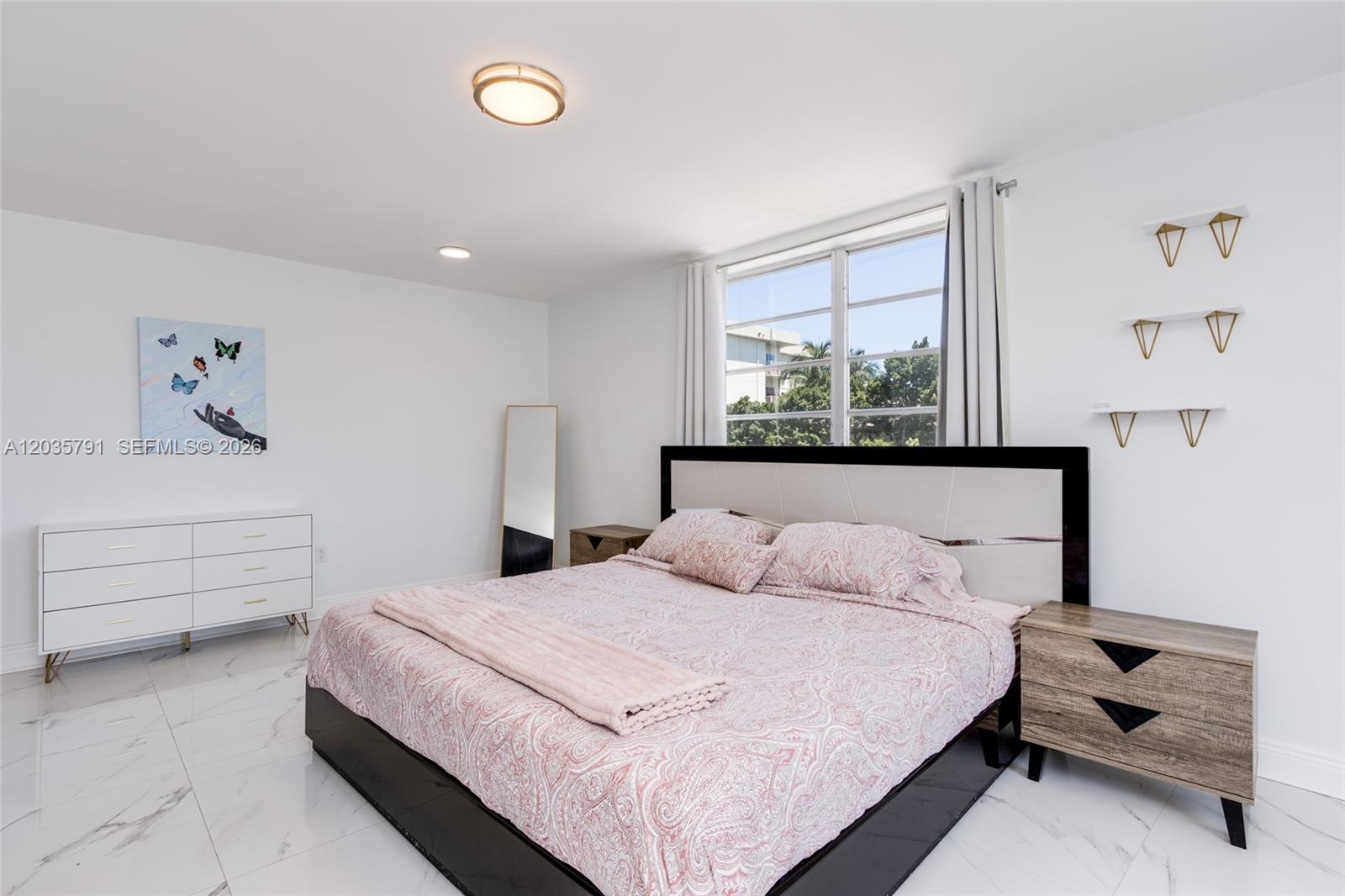 3527 NE 168th Street