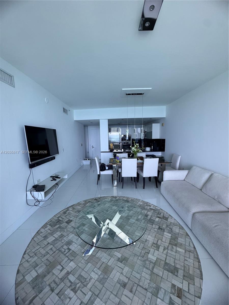 17121 Collins Avenue