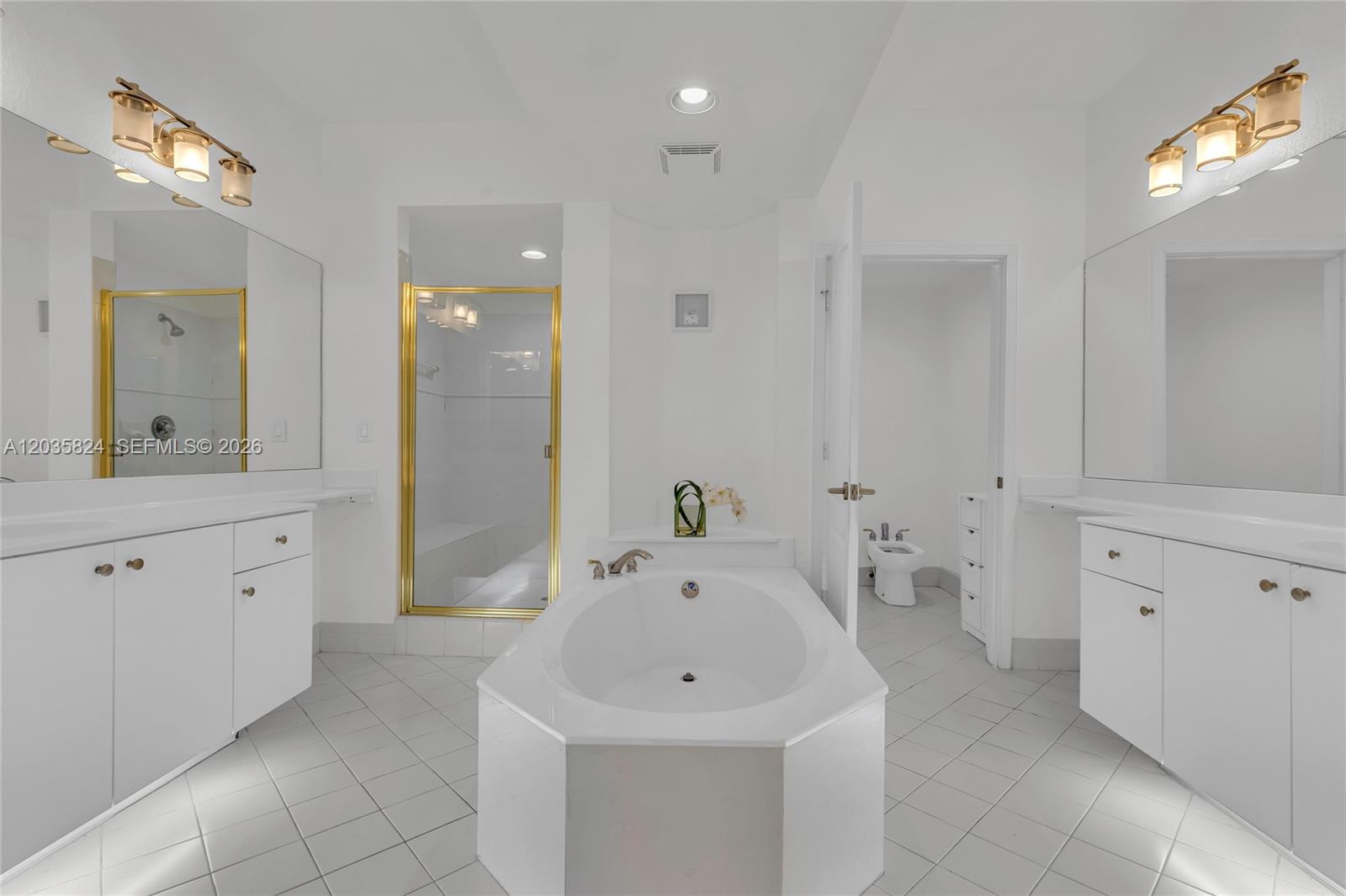 10710 NW 66th Street