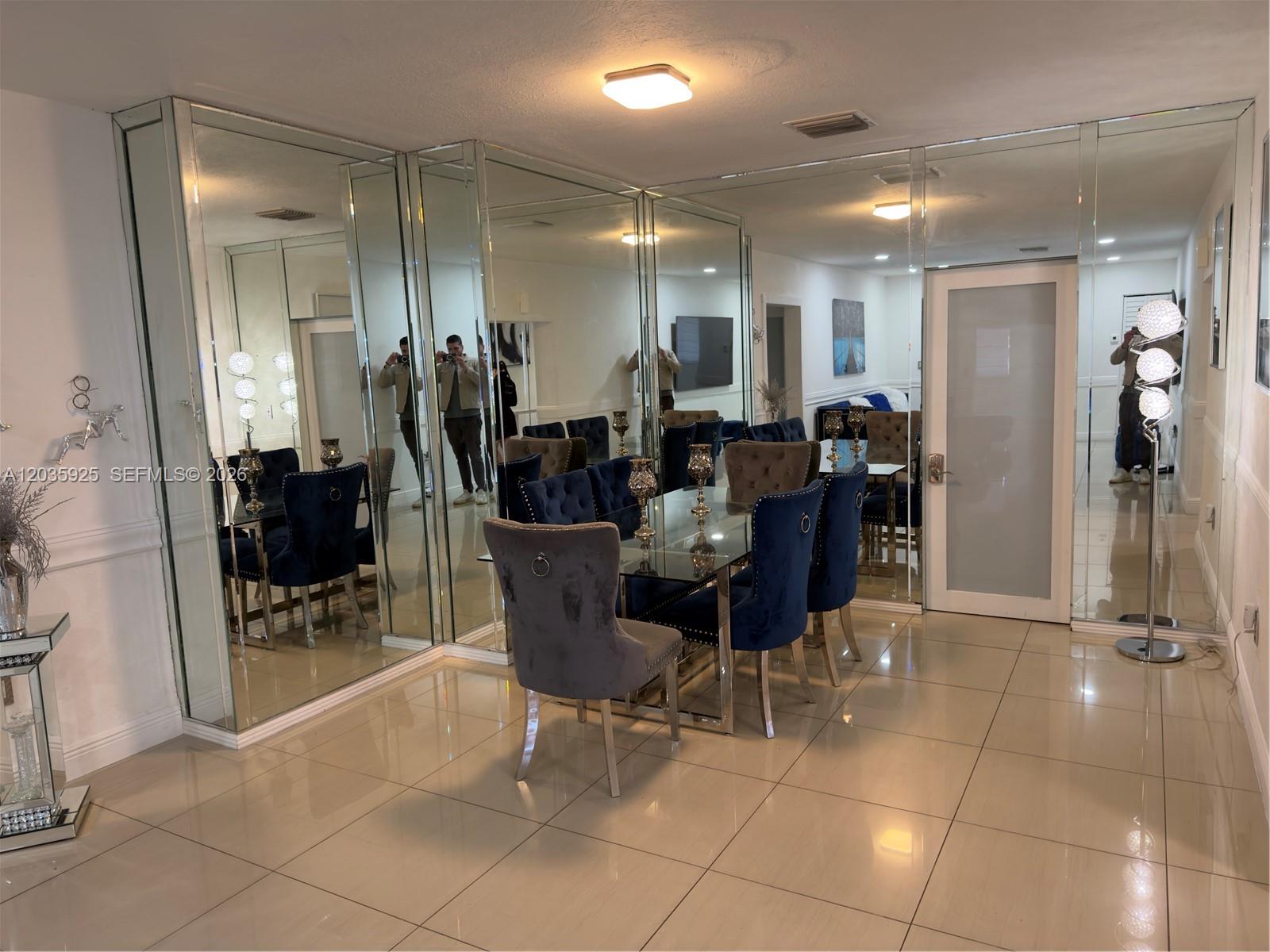 224 E 42nd Street