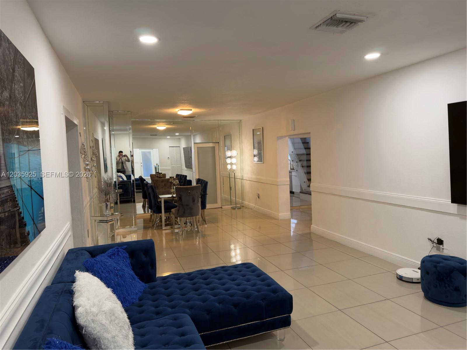 224 E 42nd Street