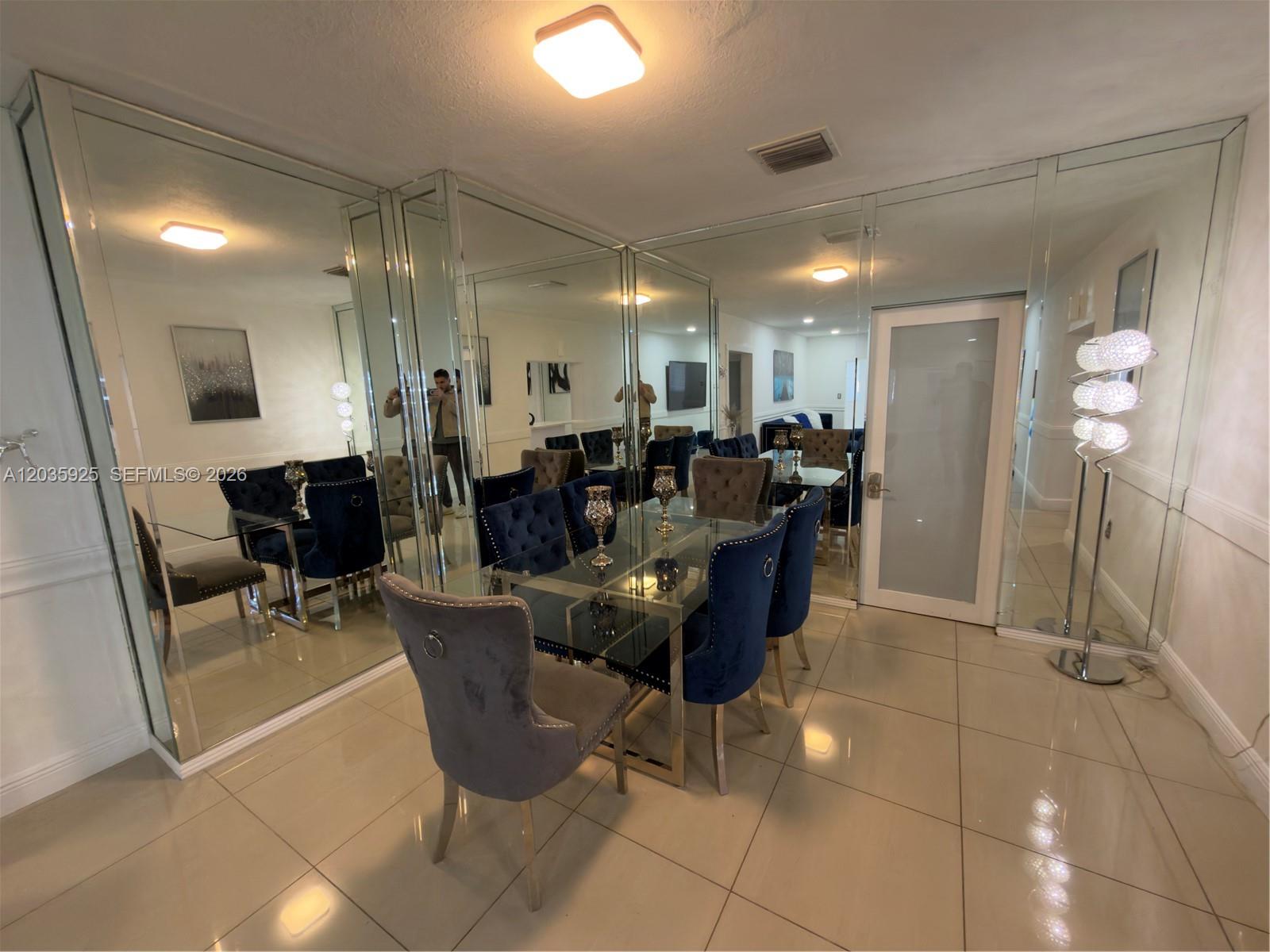 224 E 42nd Street
