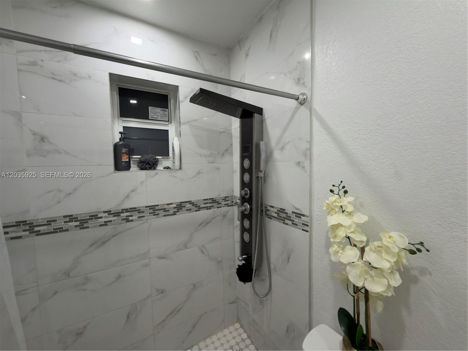 224 E 42nd Street