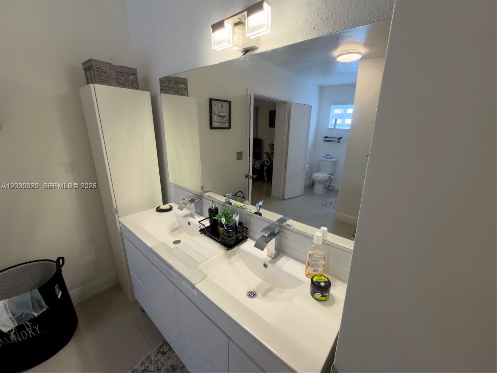 224 E 42nd Street