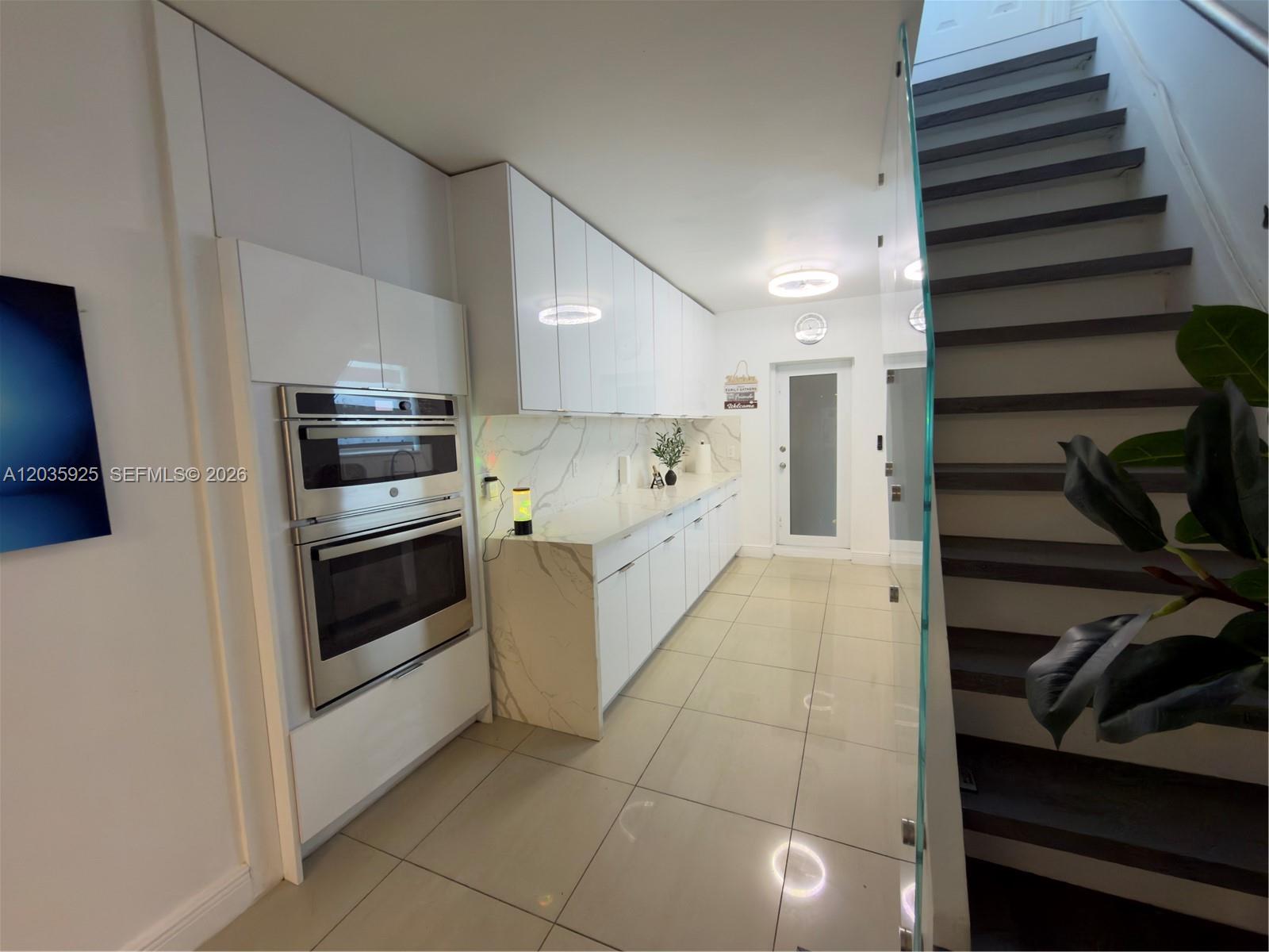 224 E 42nd Street