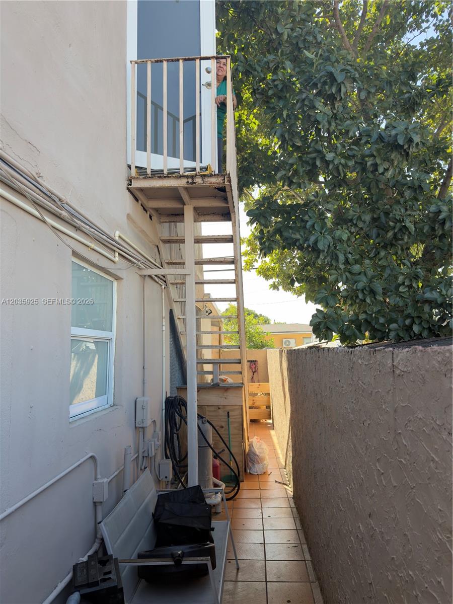 224 E 42nd Street