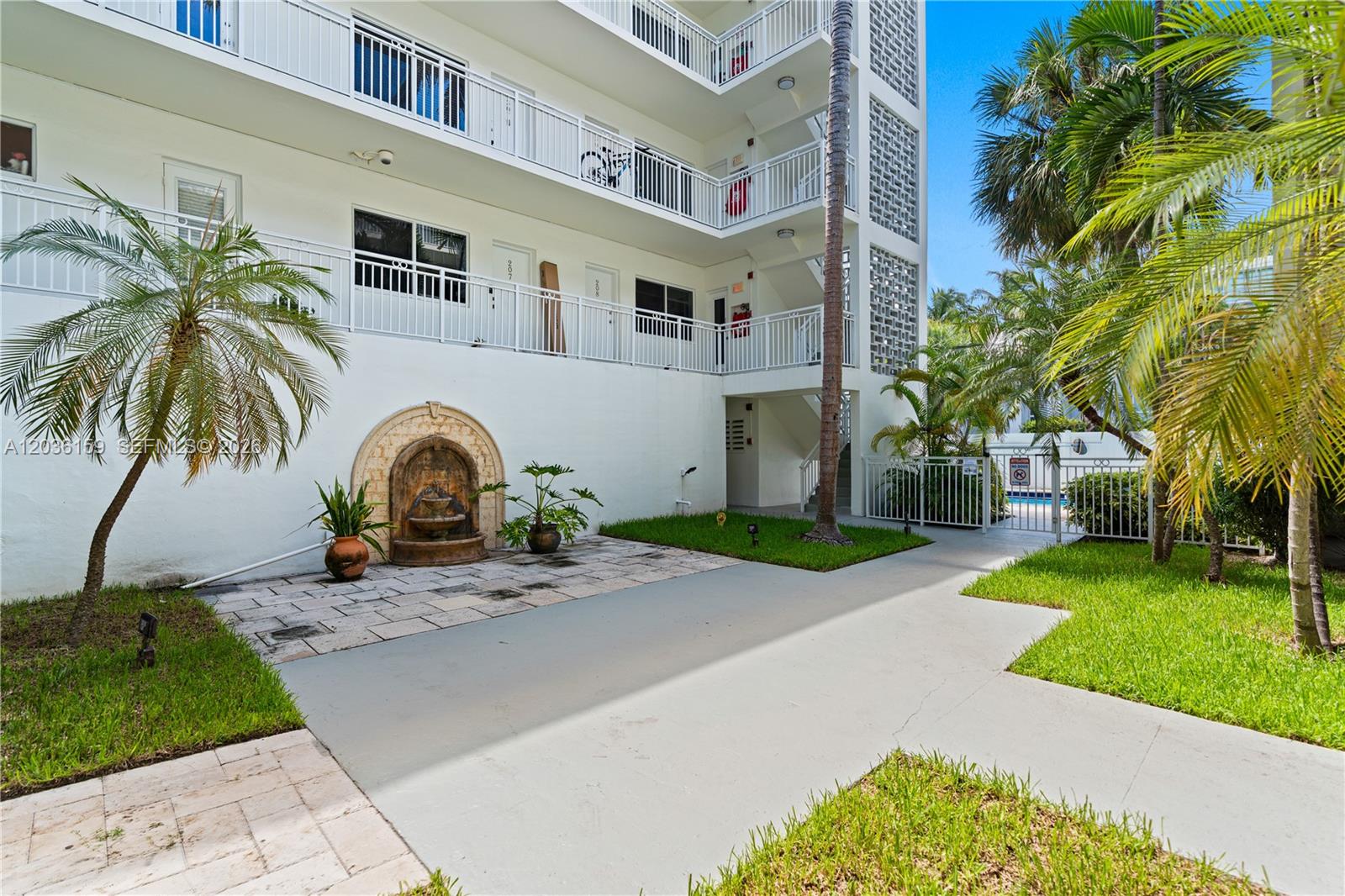 10001 W Bay Harbor Drive