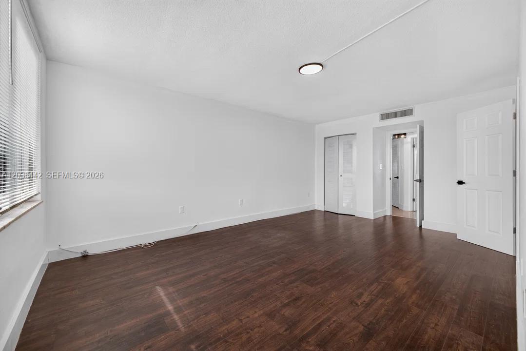 1101 NE 191st Street