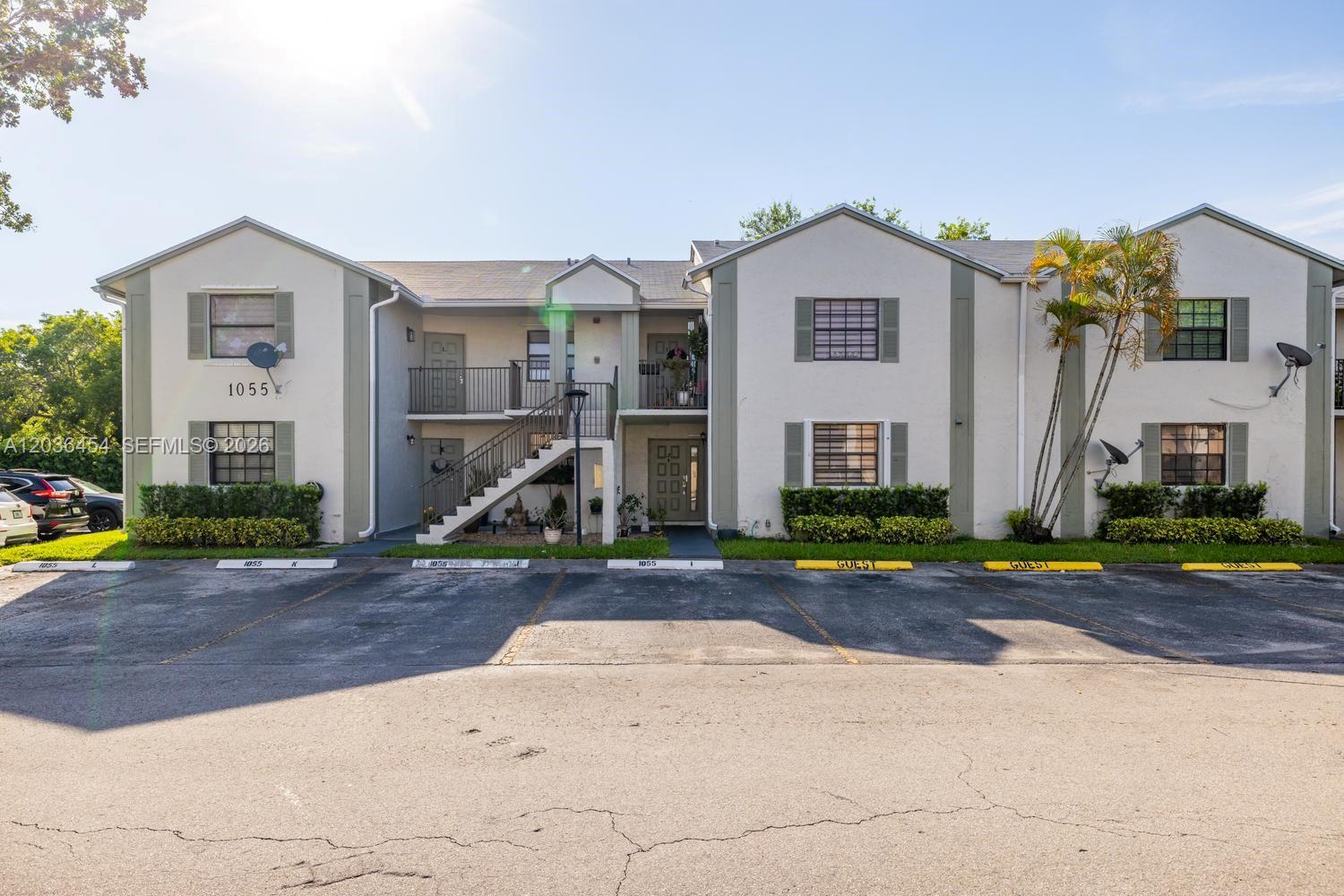 1055 N Franklin Avenue