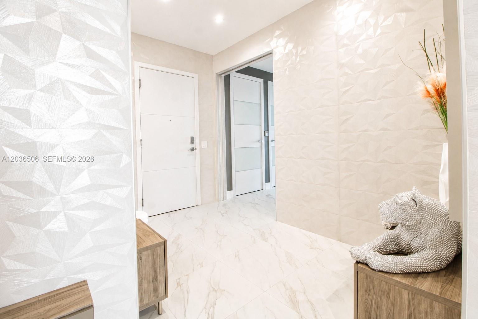 2000 Metropica Way