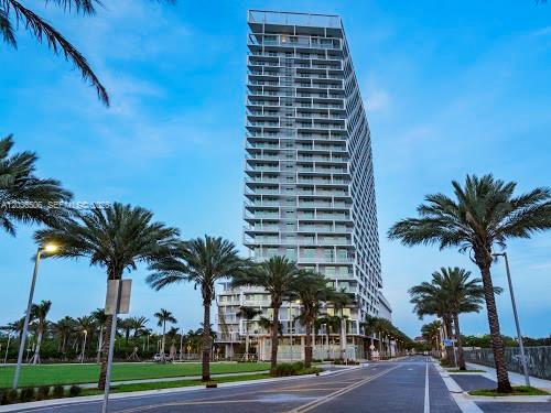 2000 Metropica Way