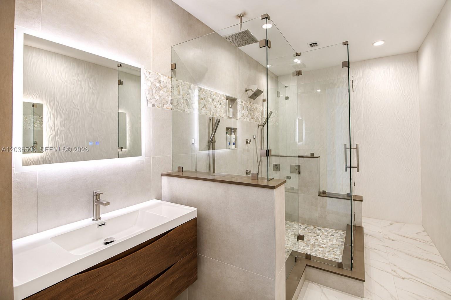 2000 Metropica Way