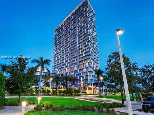 2000 Metropica Way