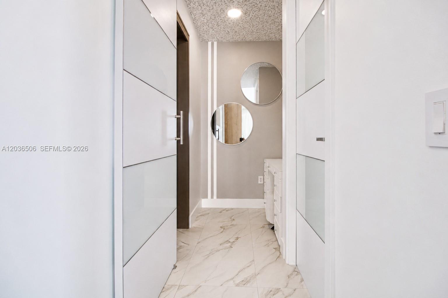 2000 Metropica Way