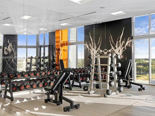 2000 Metropica Way