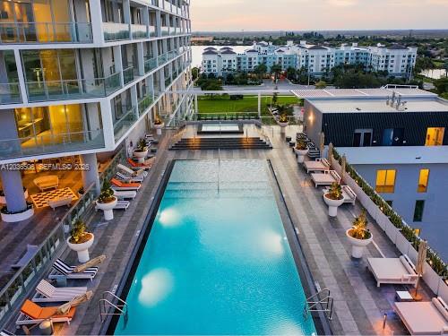 2000 Metropica Way