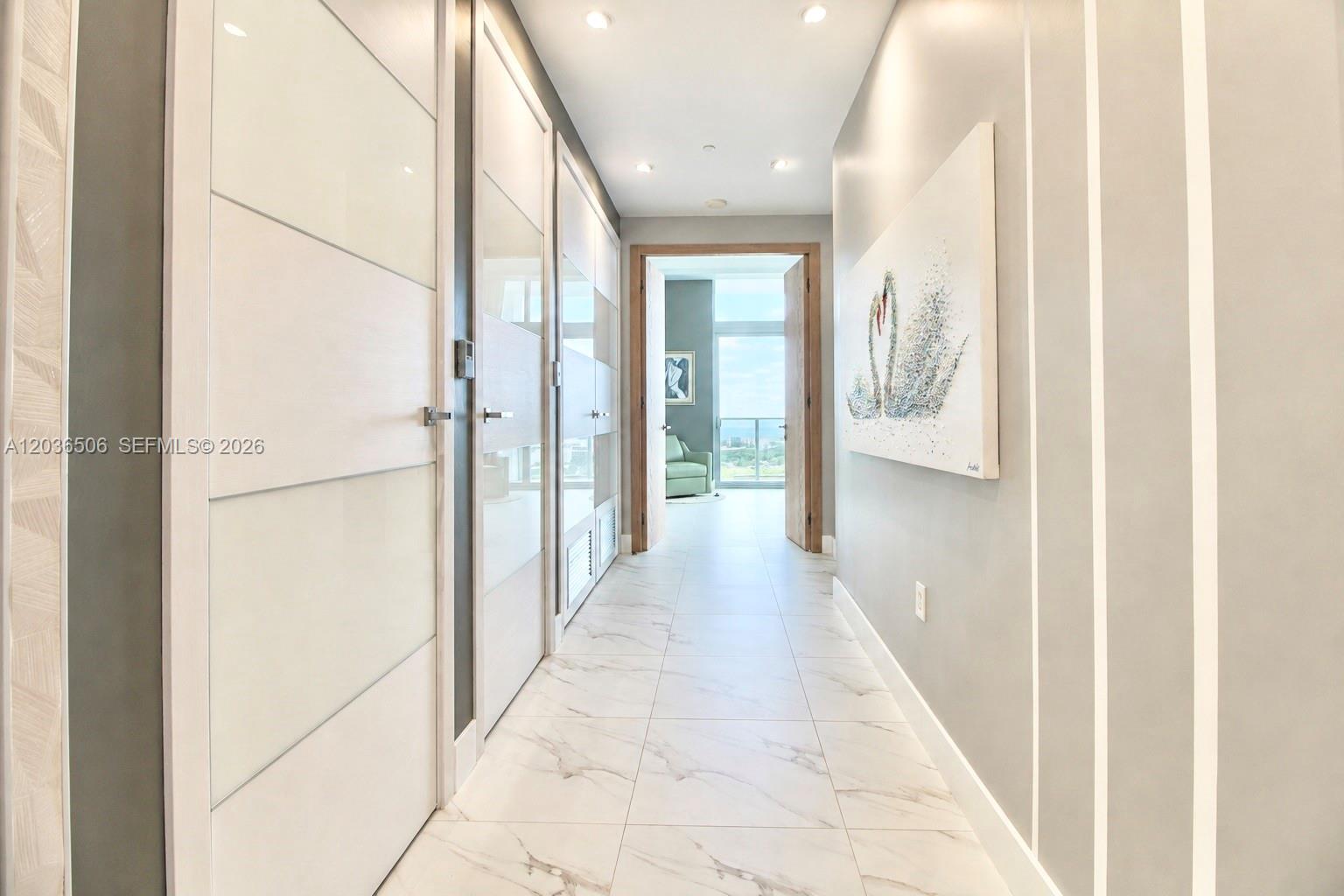 2000 Metropica Way