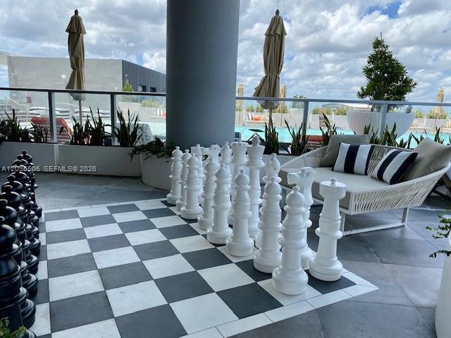 2000 Metropica Way