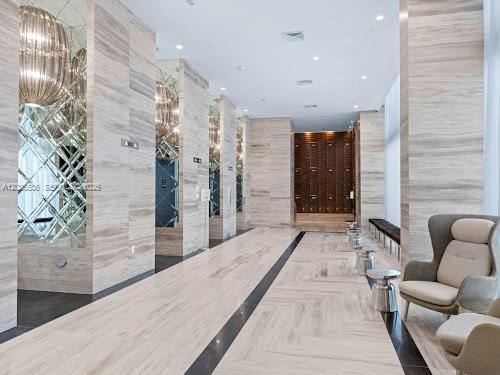 2000 Metropica Way