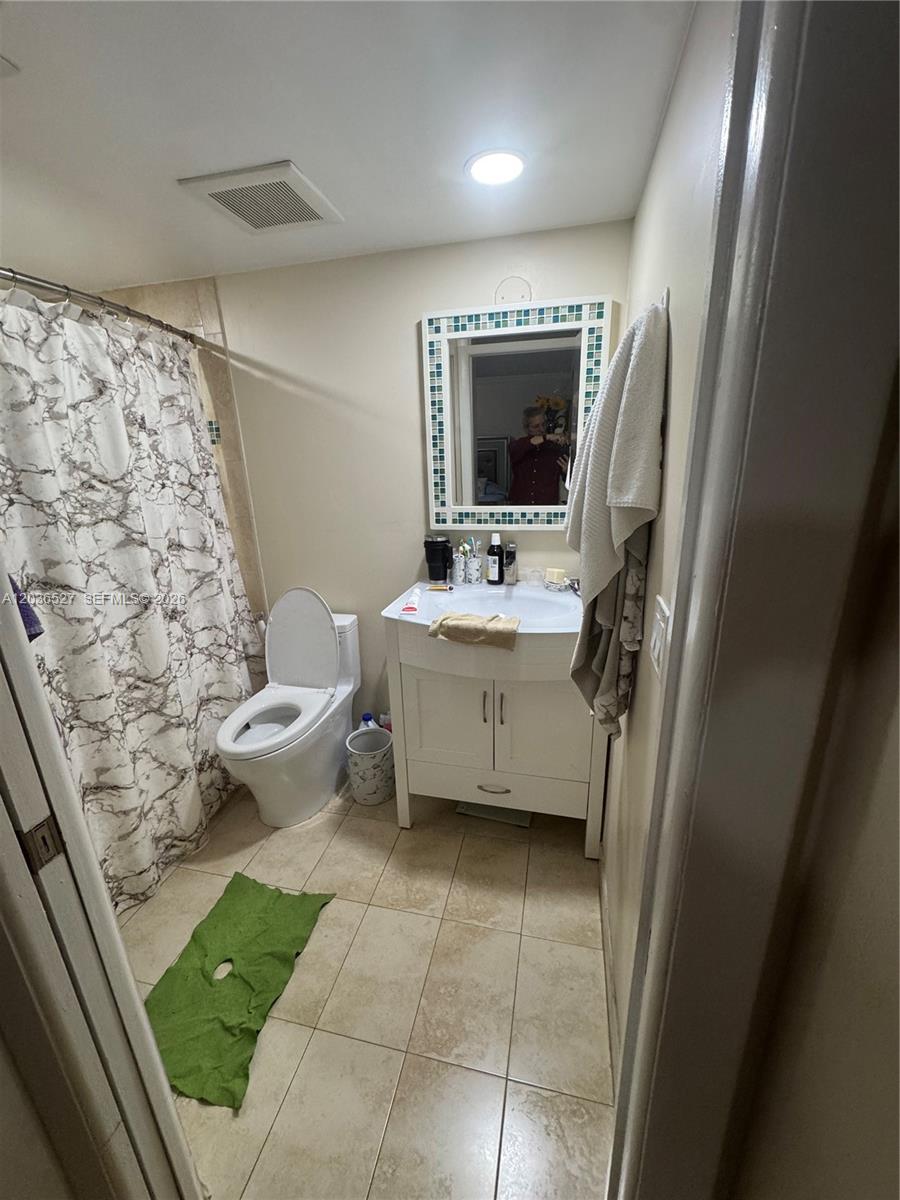 8625 NW 8th Street