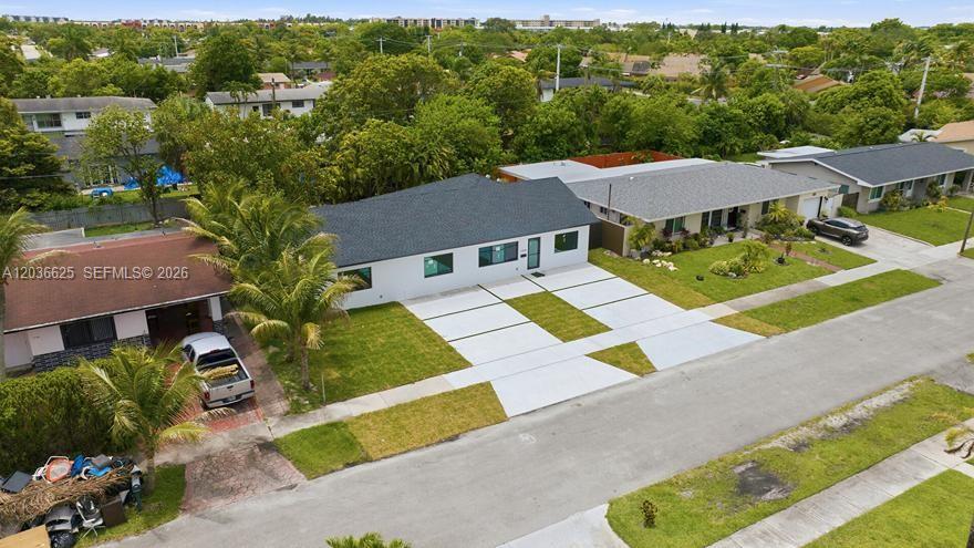 1140 NE 201st Terrace