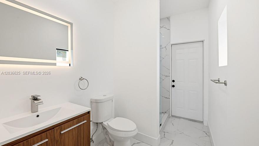 1140 NE 201st Terrace